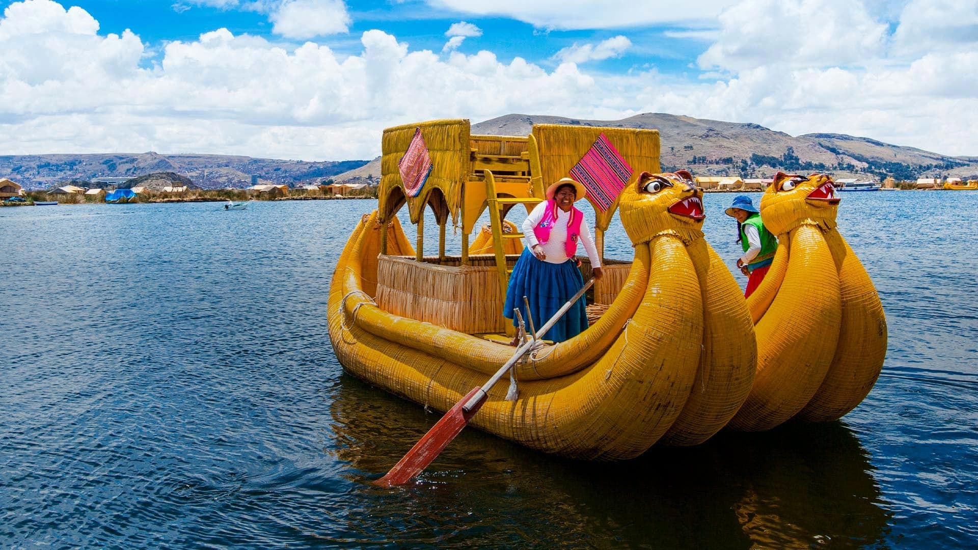 tour-islas-flotantes-de-los-uros